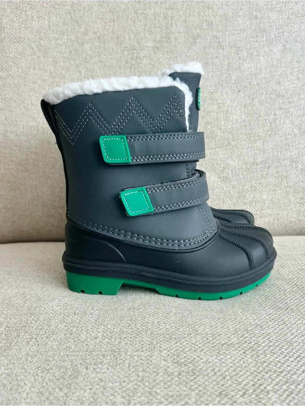NEW Cat & Jack Toddler Winter Snow Boots Gray/Green Faux Fur Size 8